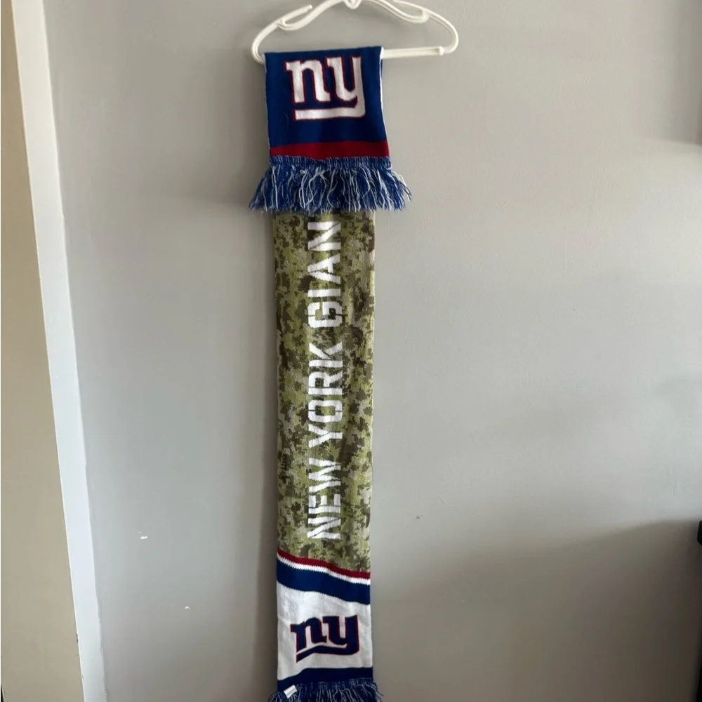 New York Giants Ford Salute to Service Knit Scarf